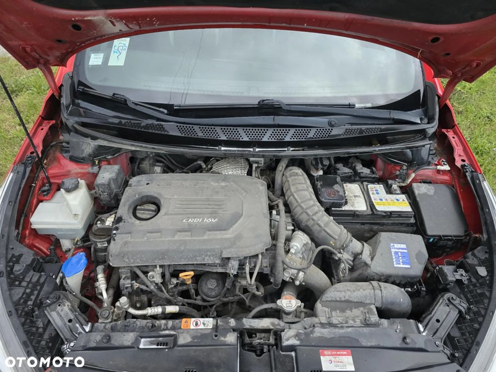 Kia Ceed 1.6 CRDi GT Line - 17