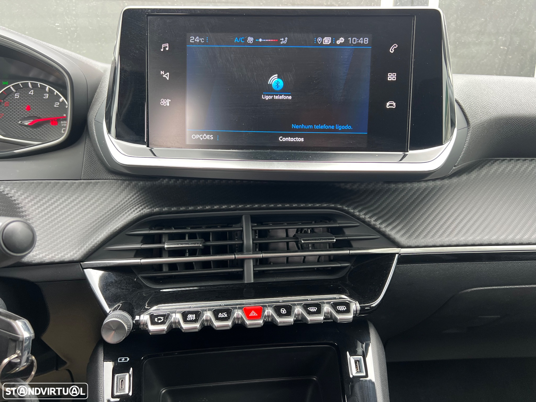 Peugeot 208 1.2 PureTech SE Style - 15