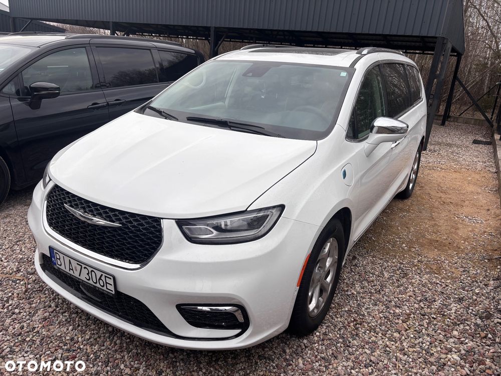 Chrysler Pacifica - 3