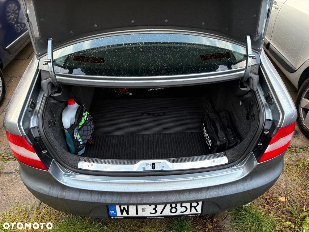 Skoda Superb 2.0 TDI Ambition - 15