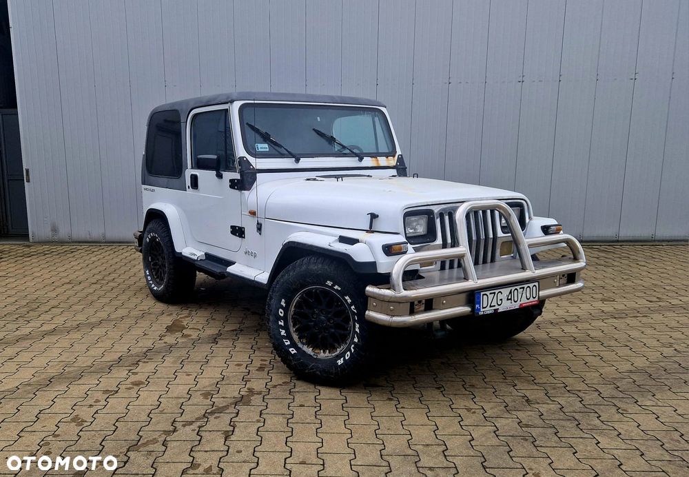 Jeep Wrangler - 3