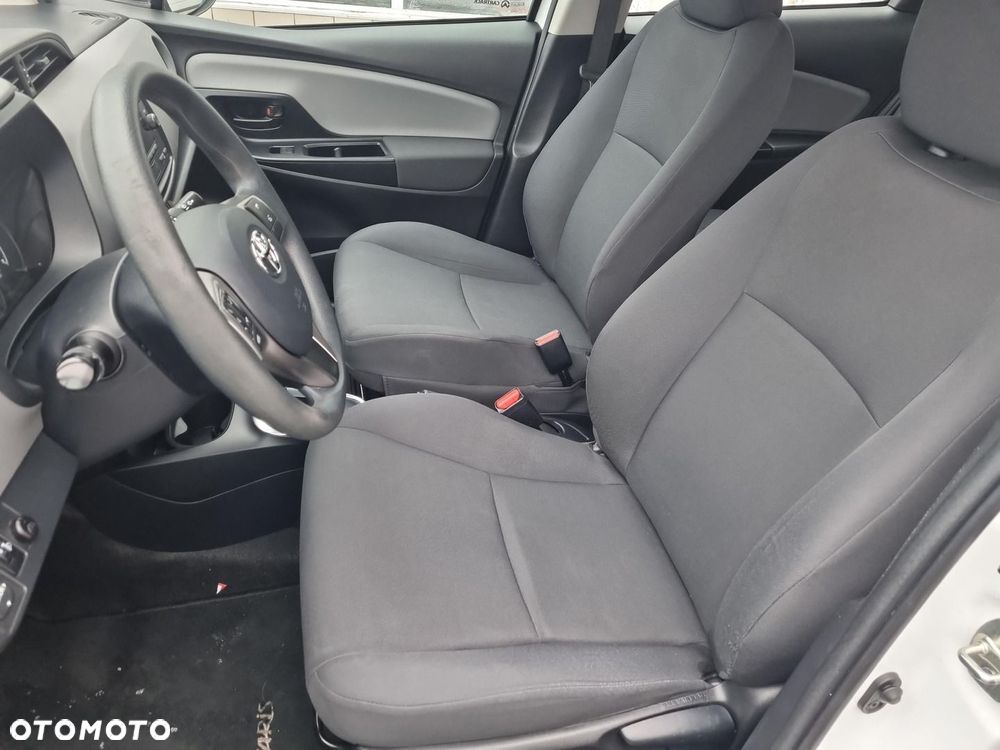 Toyota Yaris - 14