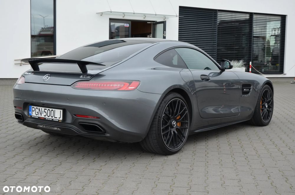 Mercedes-Benz AMG GT S - 13