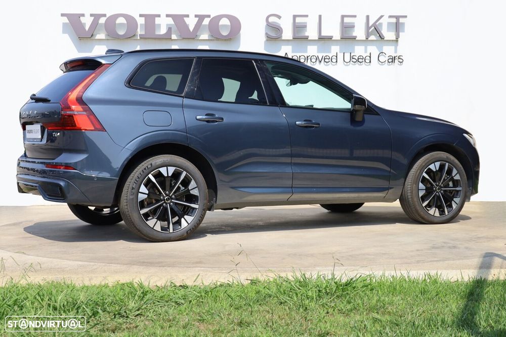 Volvo XC 60 2.0 T6 PHEV Plus Dark AWD - 23