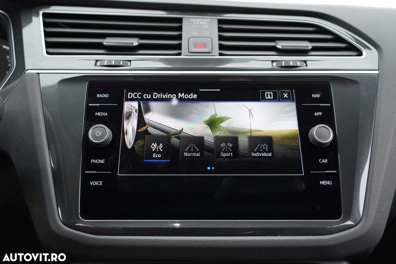 Volkswagen Tiguan 1.4 eHybrid OPF DSG Life - 32