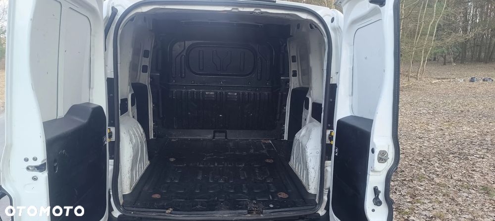 Fiat Doblo - 16