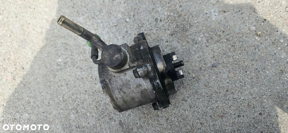 Pompa podciśnienia vacum vacuum Mazda 5 I 2,0 CITD 2007r RF7J18G00 - 1