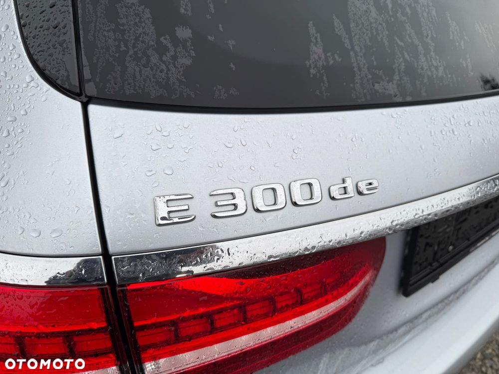 Mercedes-Benz Klasa E - 26
