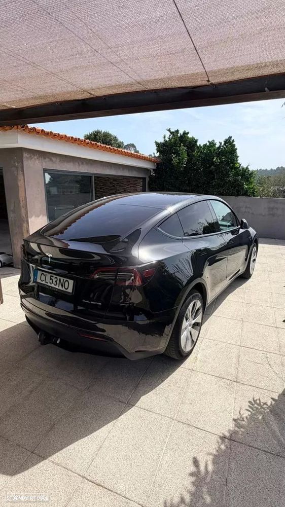 Tesla Model Y Long-Range RWD - 11