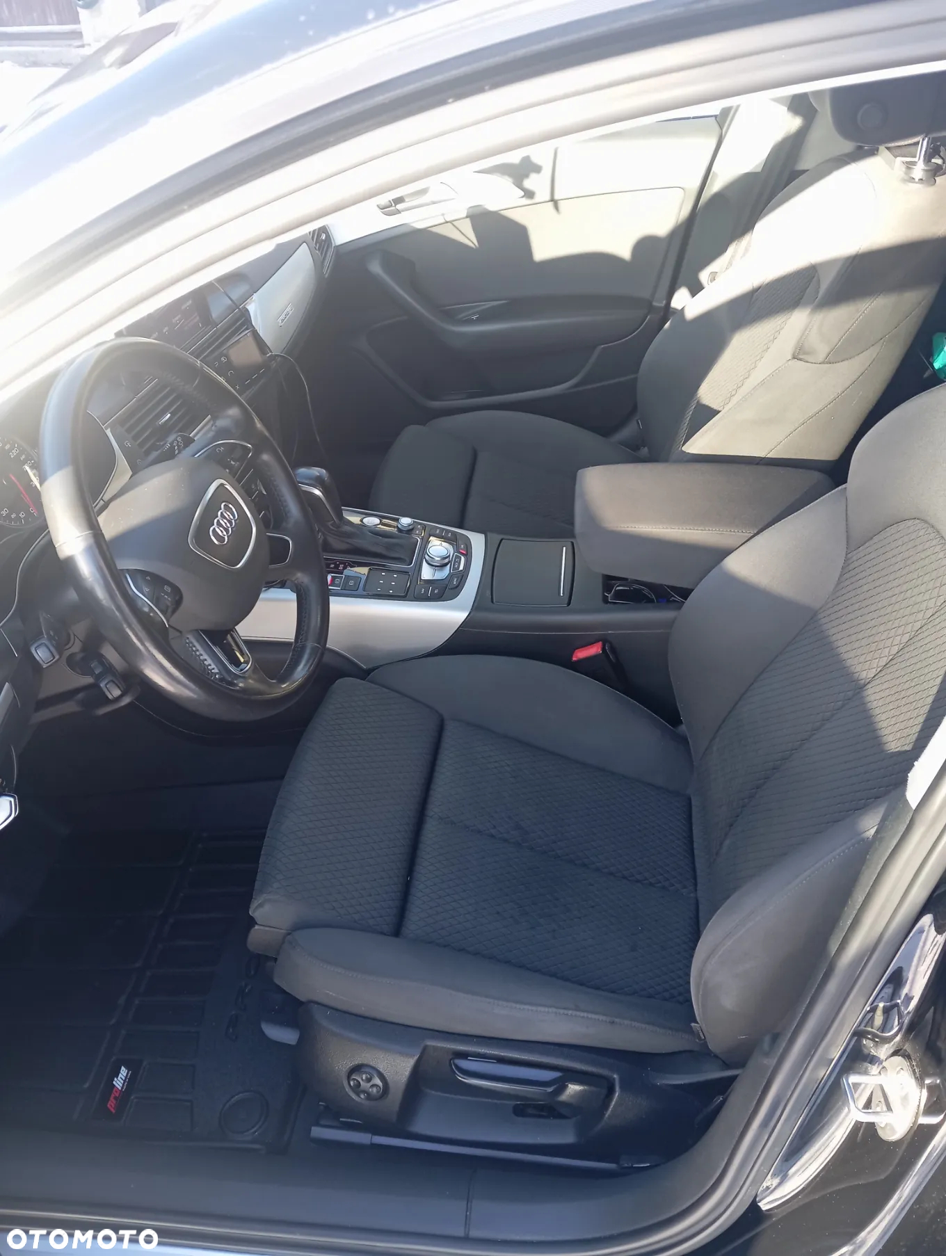 Audi A6 Avant 2.0 TDI quattro S tronic - 21