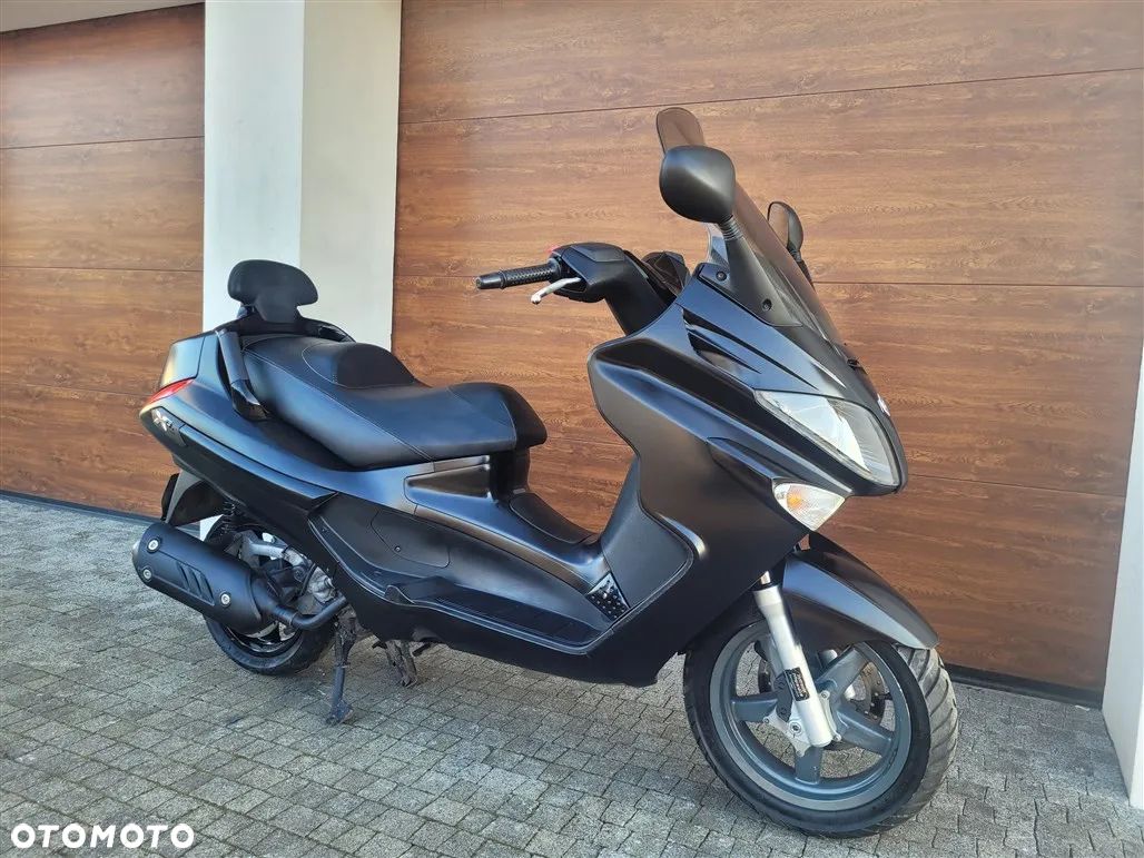 Piaggio Xevo - 1