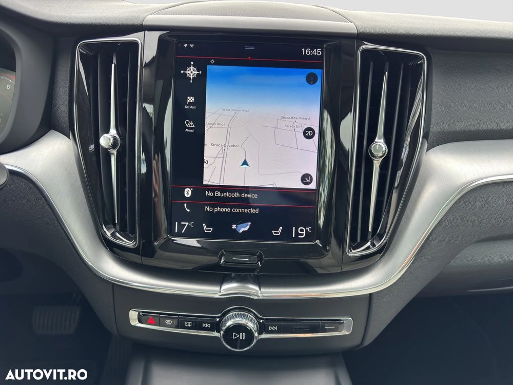 Volvo XC 60 T8 Twin Engine AWD Inscription - 19