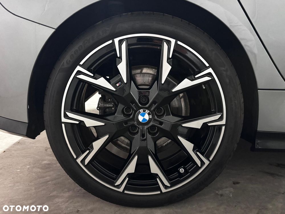 BMW Seria 1 - 22