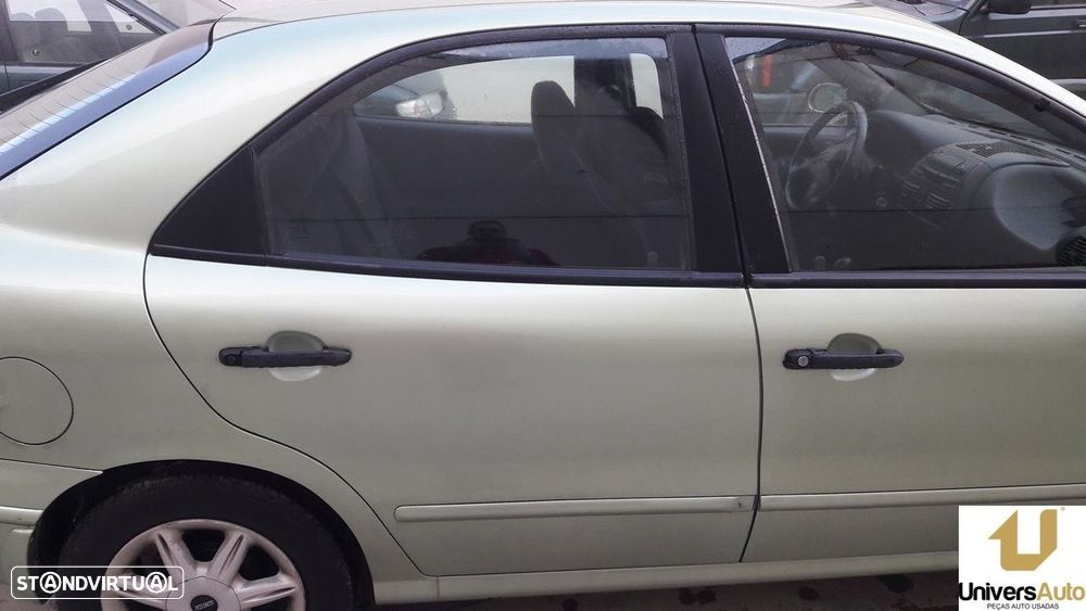 PORTA TRASEIRA DIREITA FIAT BRAVA 1999 - - 1