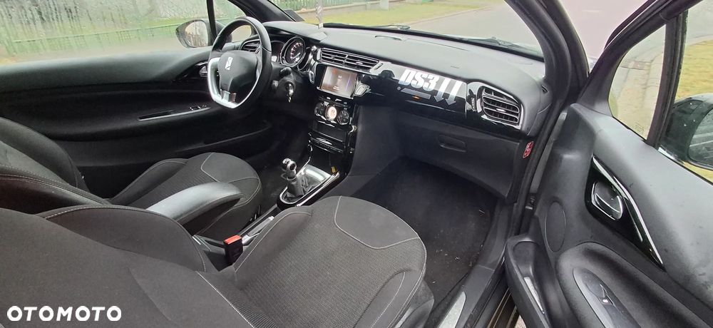 Citroën DS3 BlueHDi 100 CONNECTED CHIC - 13
