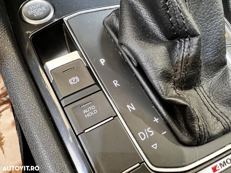 Volkswagen Tiguan - 17