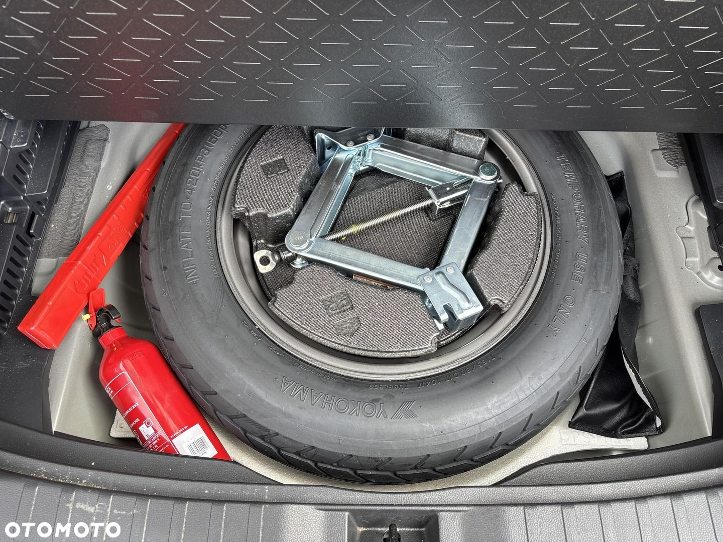Toyota RAV4 - 23