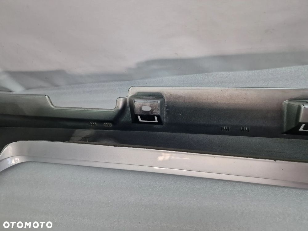 VW PASSAT B8 3G0 14- PRAWA LISTWA PROGOWA / NAKŁADKA PROGU , CZARNA , BIAŁA , SREBRNA , NR 3G0853858F , NR AUKCJI PR347 - 38