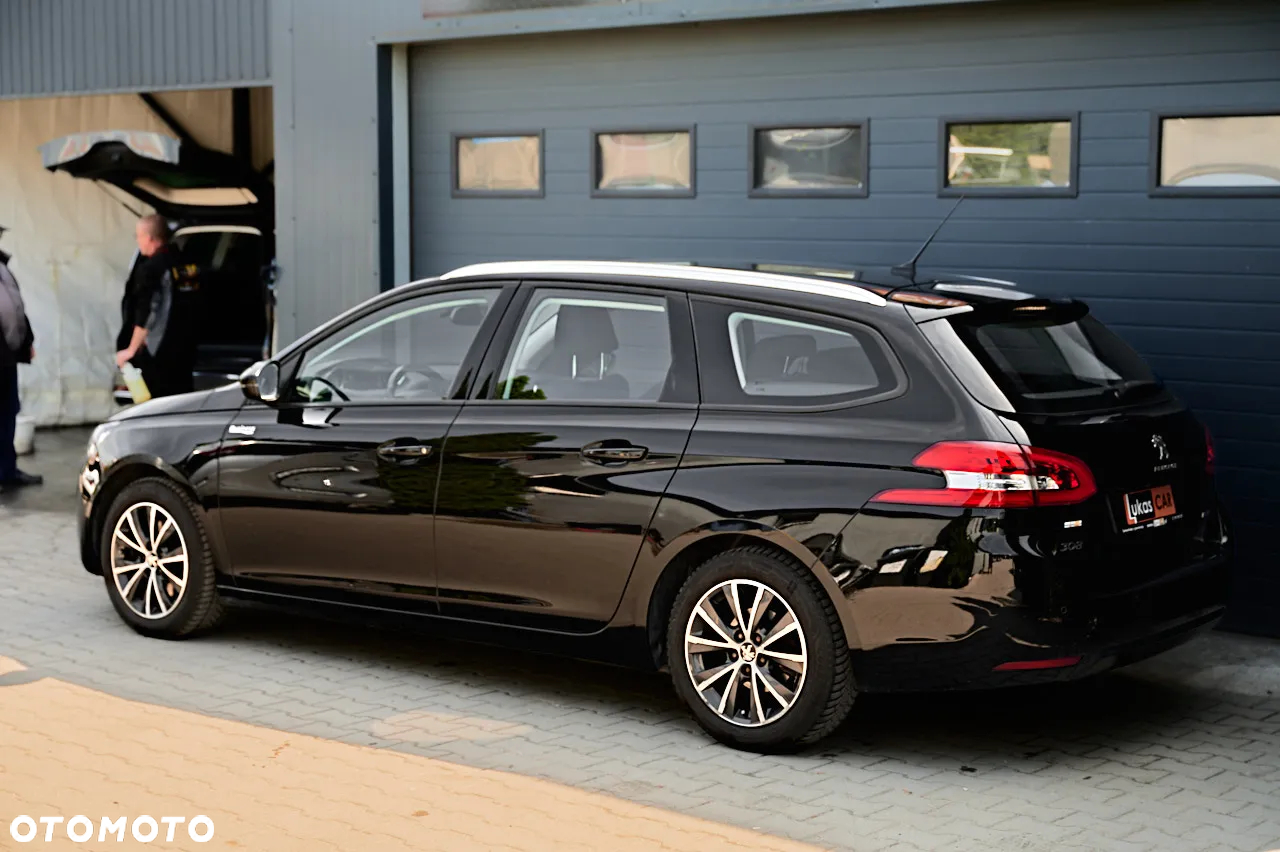 Peugeot 308 SW BlueHDi 150 Stop & Start Niveau 2 Business-Line - 34