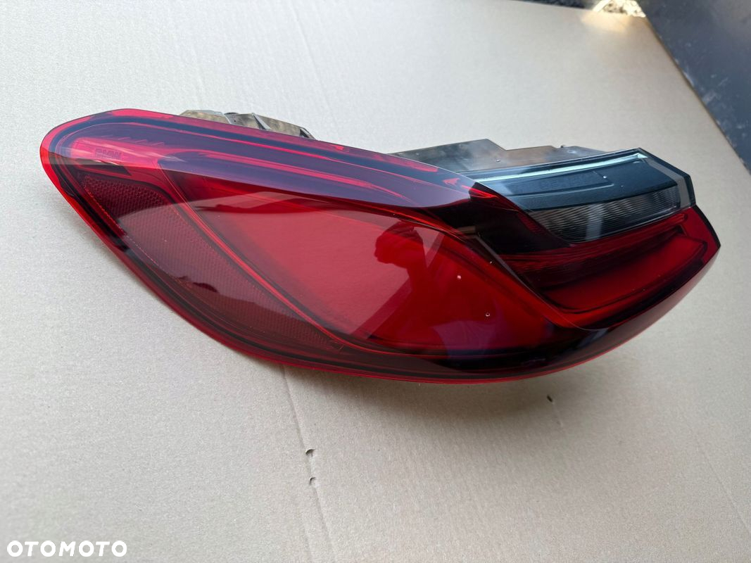 LAMPA LED BMW 8 G14 G15 2019 Tył strona lewa ORYGINAŁ BEZ USZKODZEŃ - 2