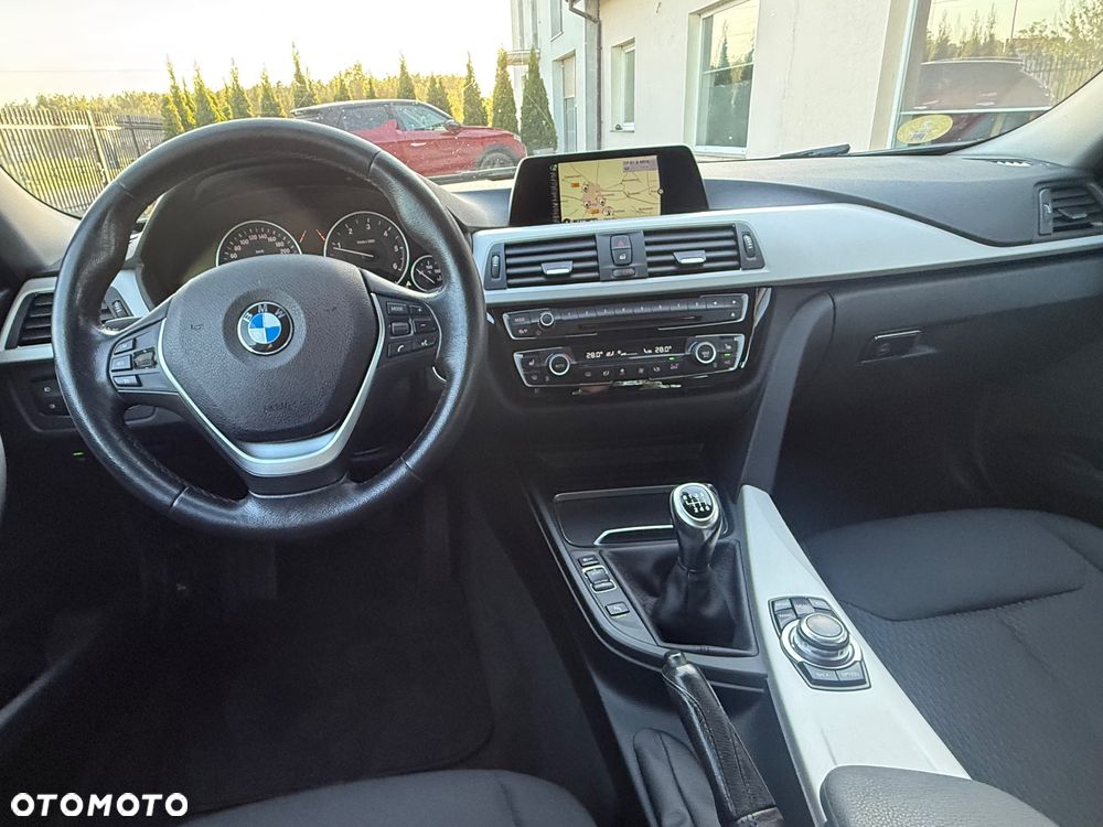 BMW Seria 3 - 15