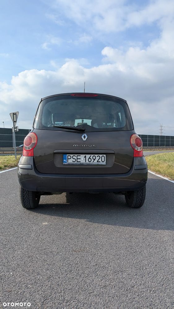 Renault Modus - 32