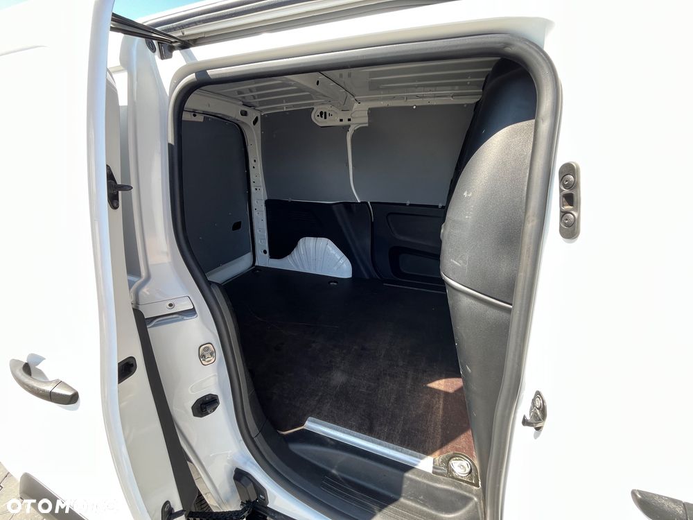 Opel Combo - 9