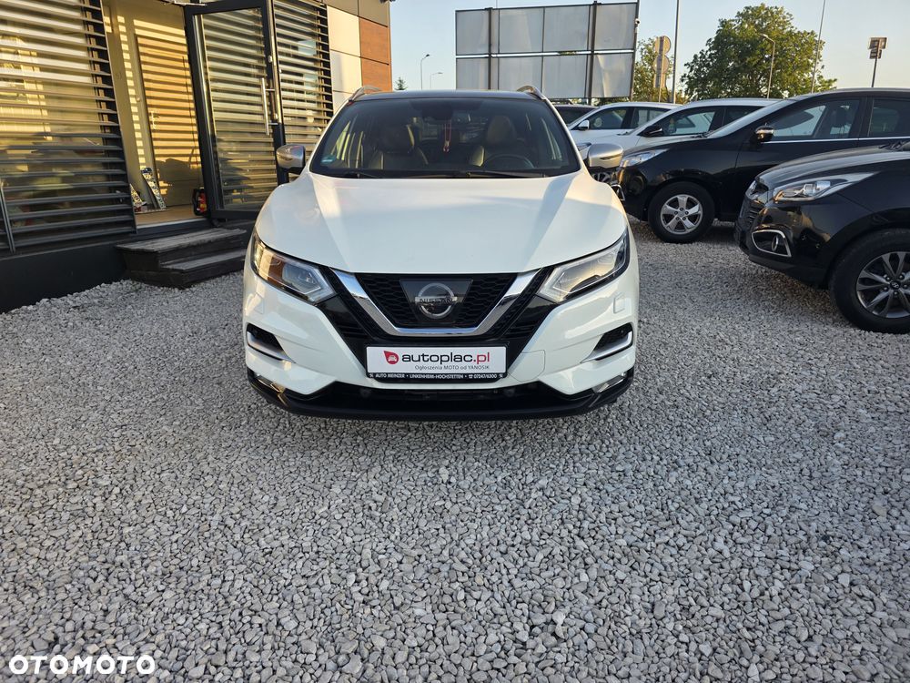 Nissan Qashqai 1.2 DIG-T Xtronic 360 - 1