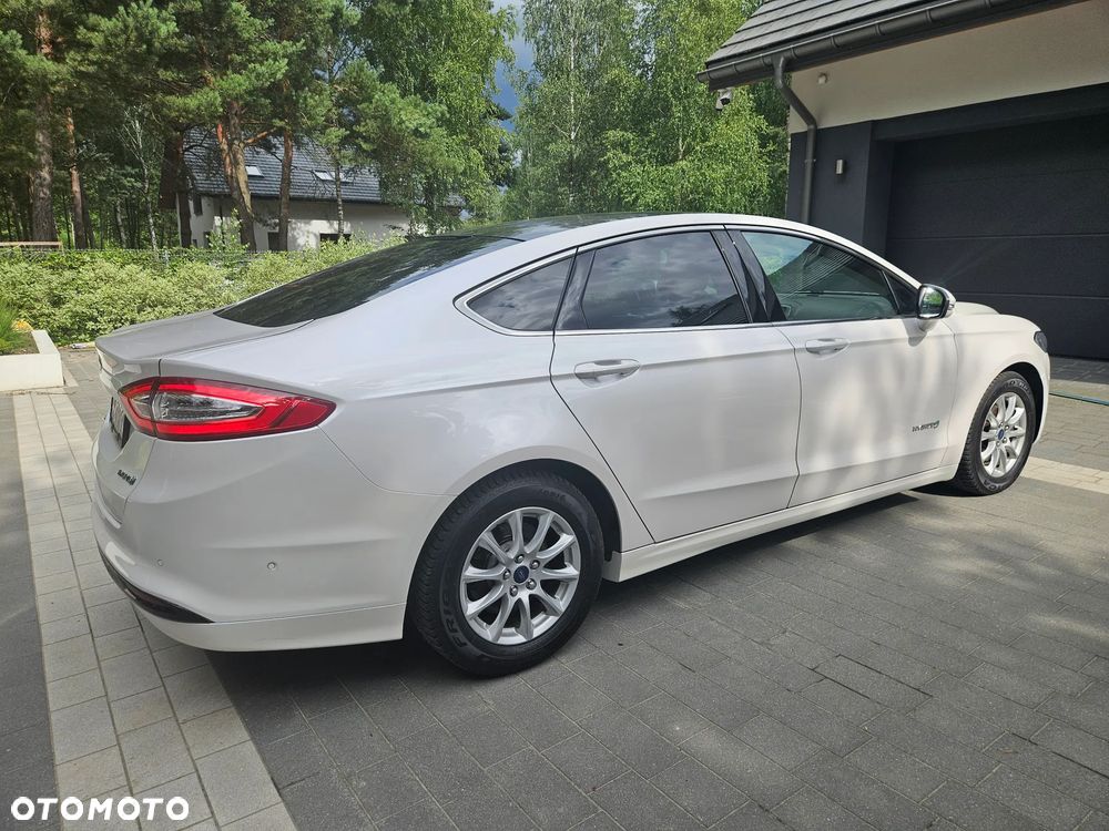 Ford Mondeo Vignale 2.0 Hybrid - 14