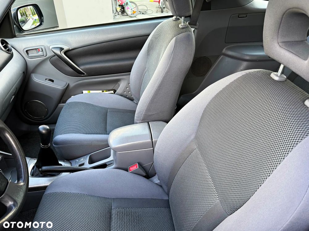 Toyota RAV4 4x2 - 14