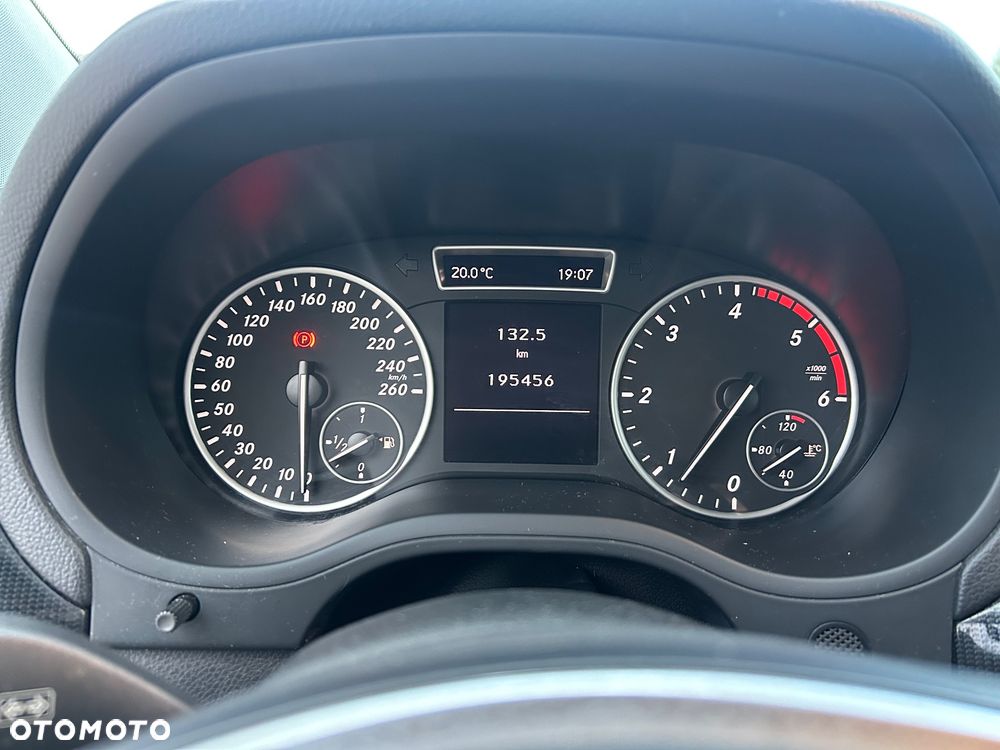 Mercedes-Benz Klasa B 180 CDI - 20