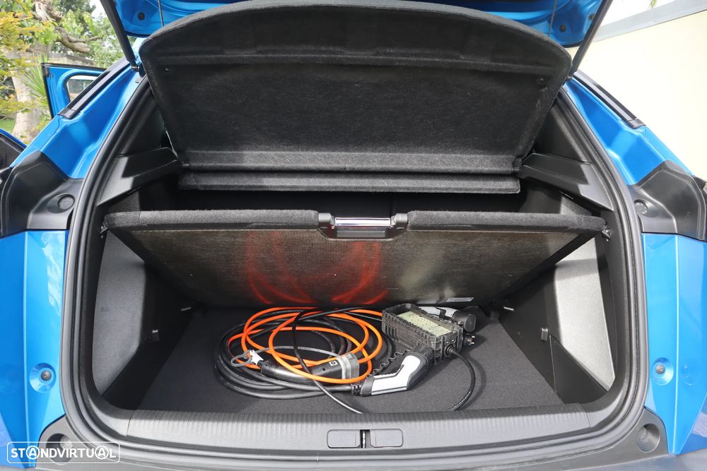 Peugeot e-2008 50 kWh Active Pack - 14