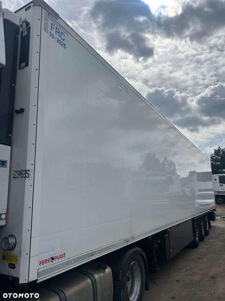 Schmitz Cargobull - 11