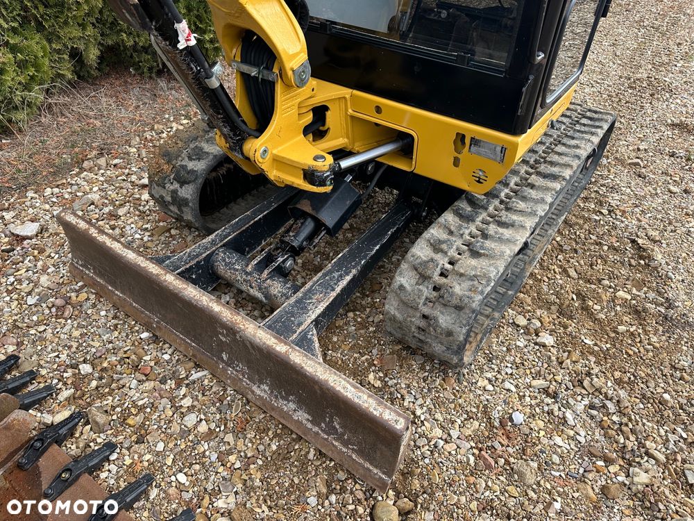 Caterpillar 302.7 D CR - 25
