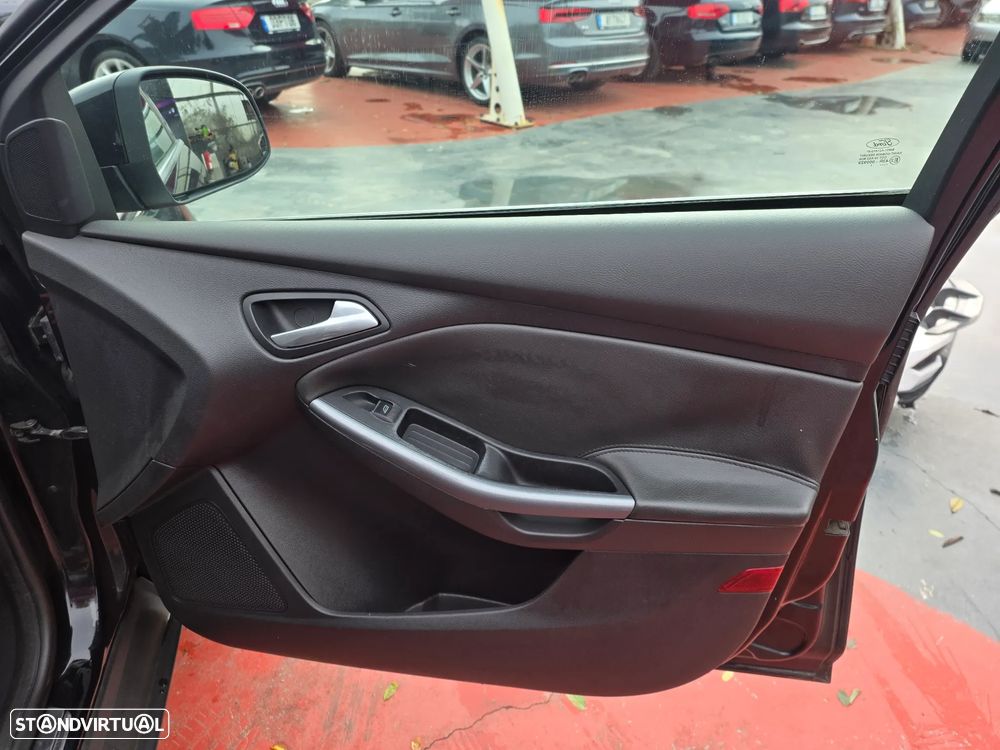 Ford Focus 1.6 TDCi Titanium - 6