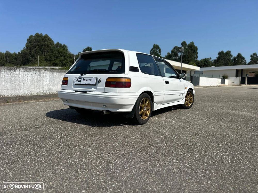 Toyota Corolla - 6