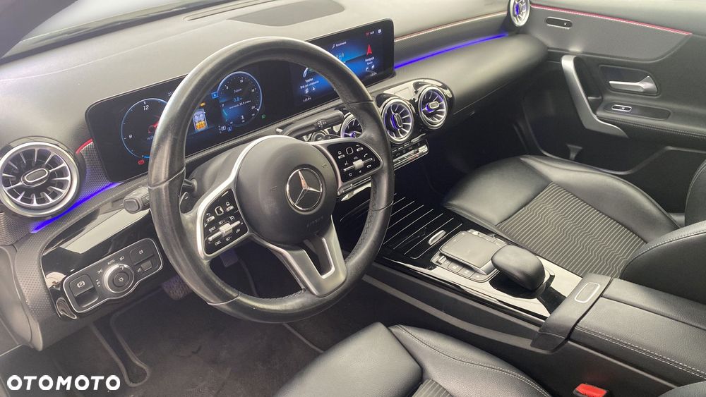 Mercedes-Benz Klasa A 200 d Progressive 8G-DCT - 10