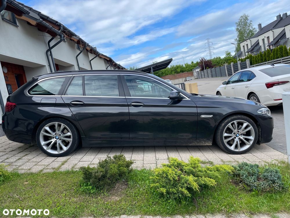 BMW Seria 5 530d xDrive - 33