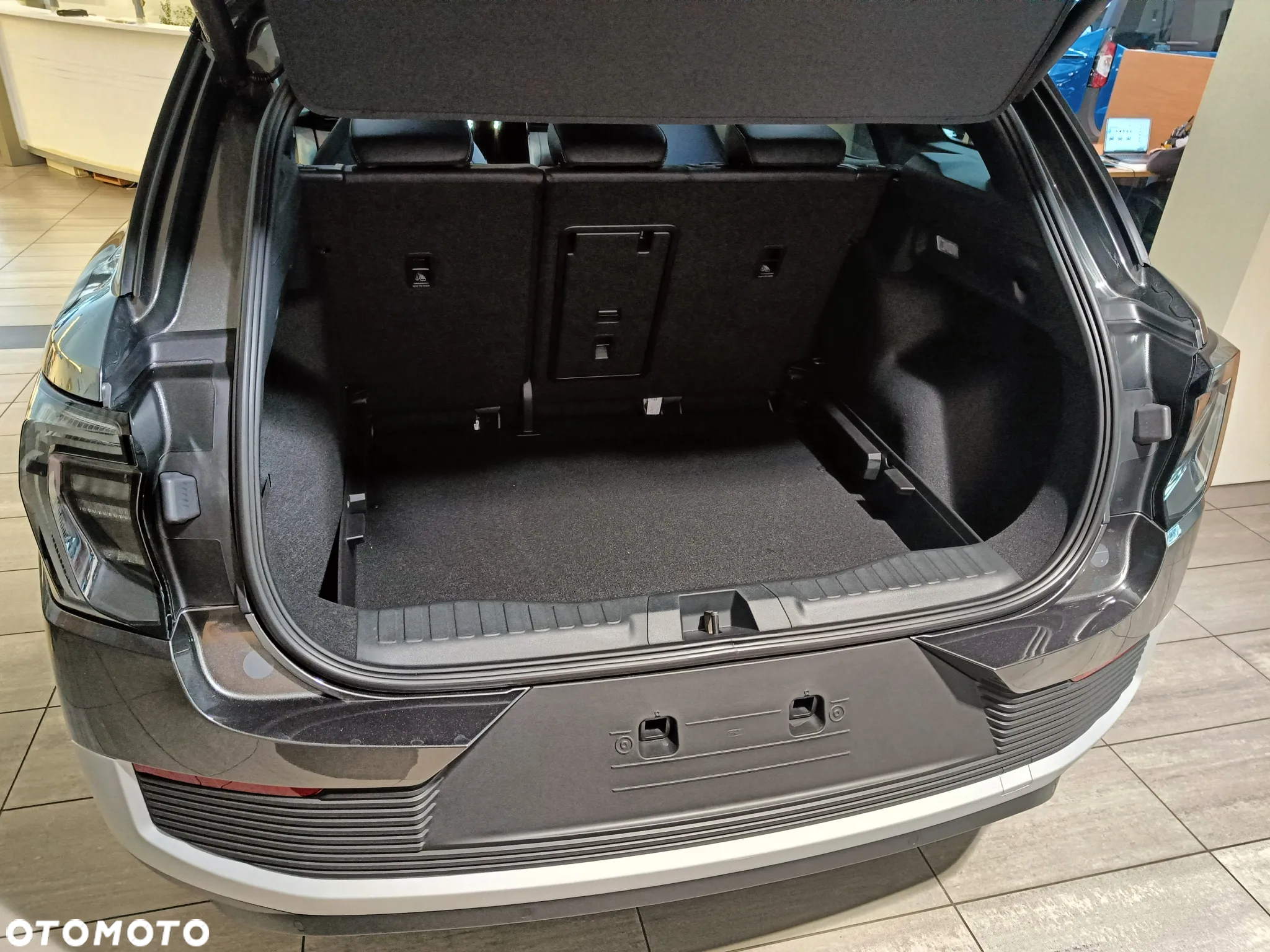Ford Explorer 77kWh RWD - 29