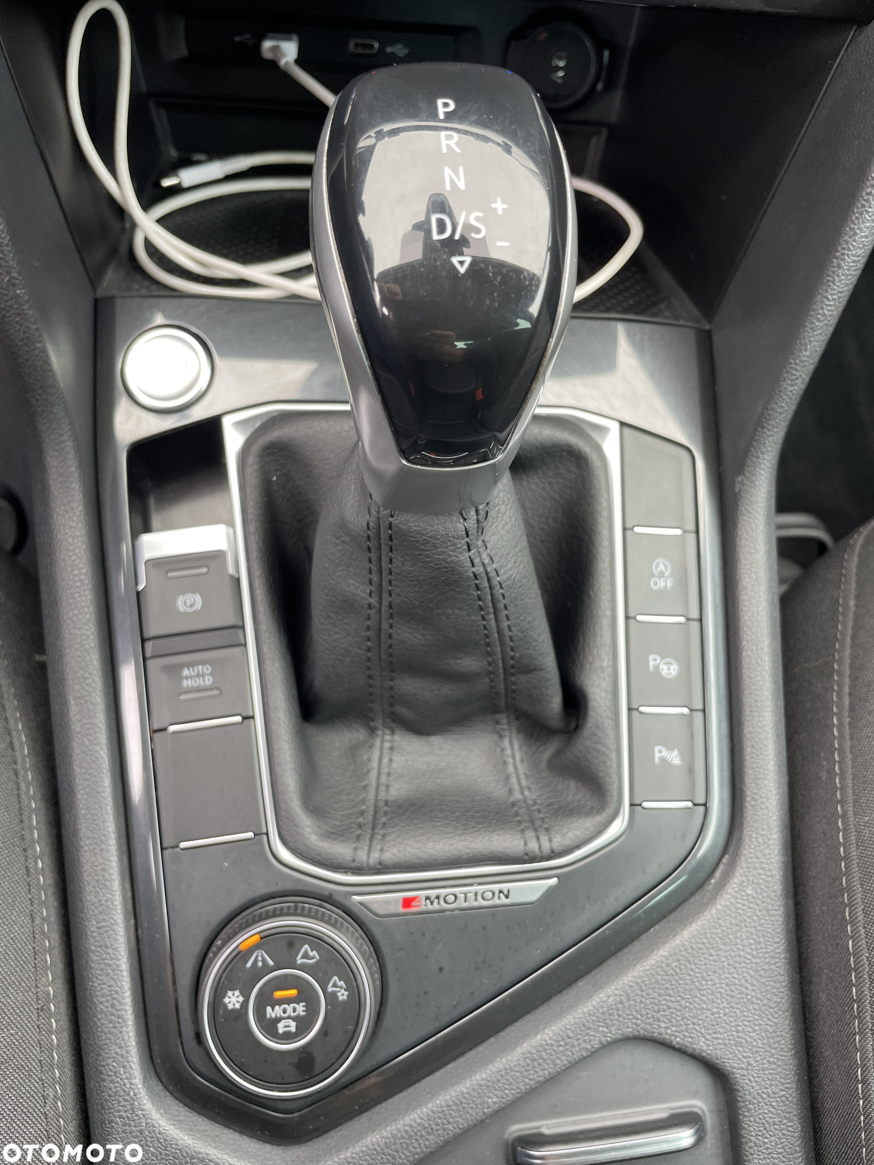 Volkswagen Tiguan 2.0 TSI 4Mot Elegance DSG - 26