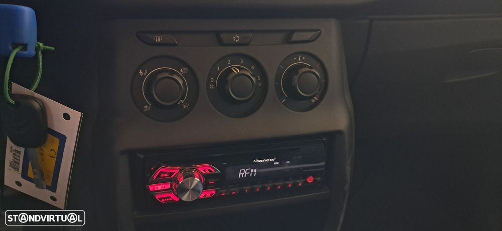 Citroën C3 1.2 PureTech Attraction - 7