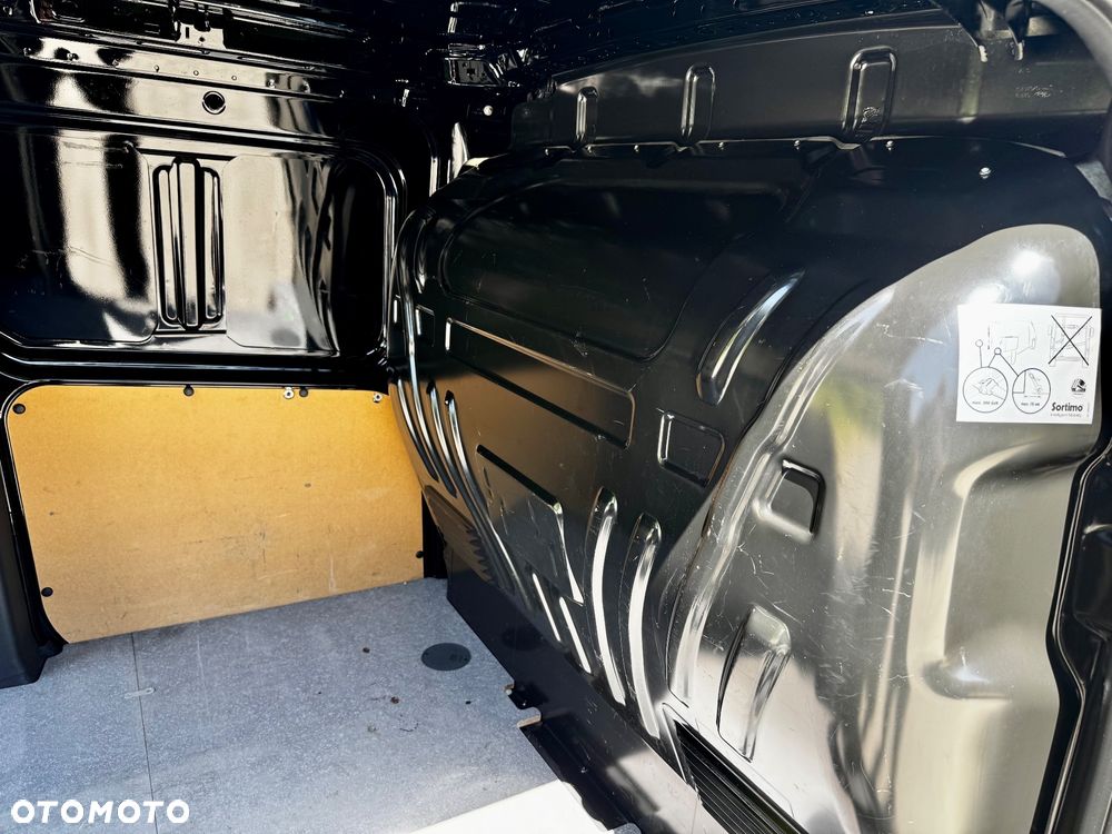 Ford CONNECT TRANSIT - 33