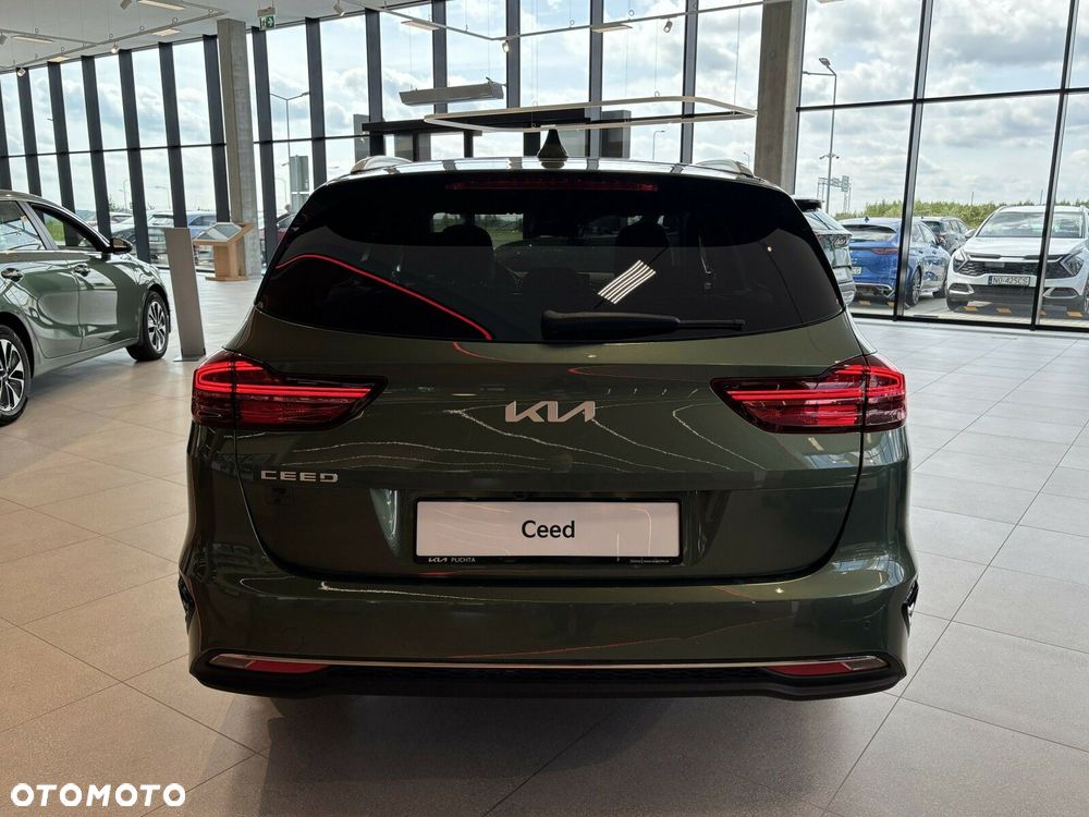 Kia Ceed - 6