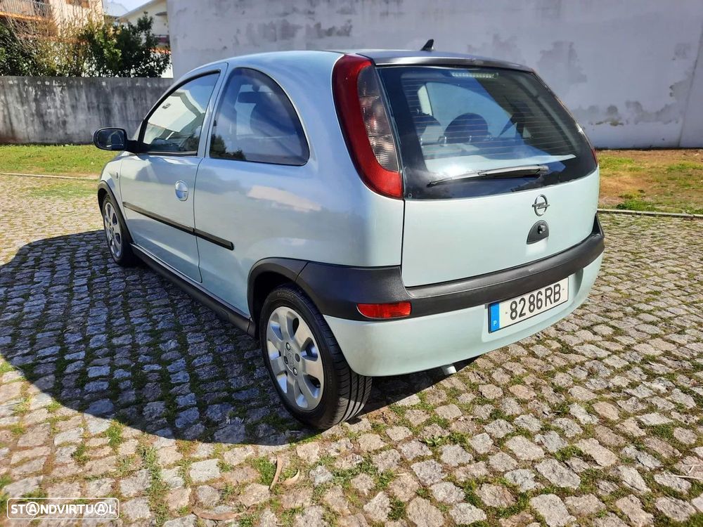 Opel Corsa 1.2 16V Sport - 4
