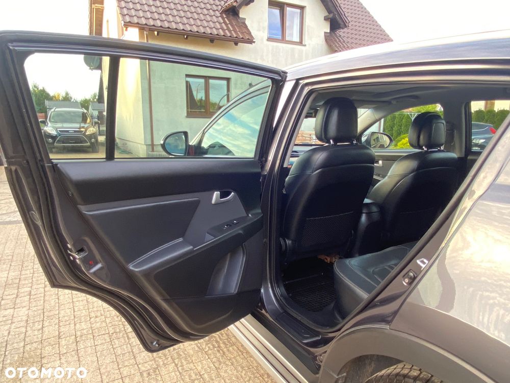 Kia Sportage 2.0 CRDI 184 AWD Spirit - 25