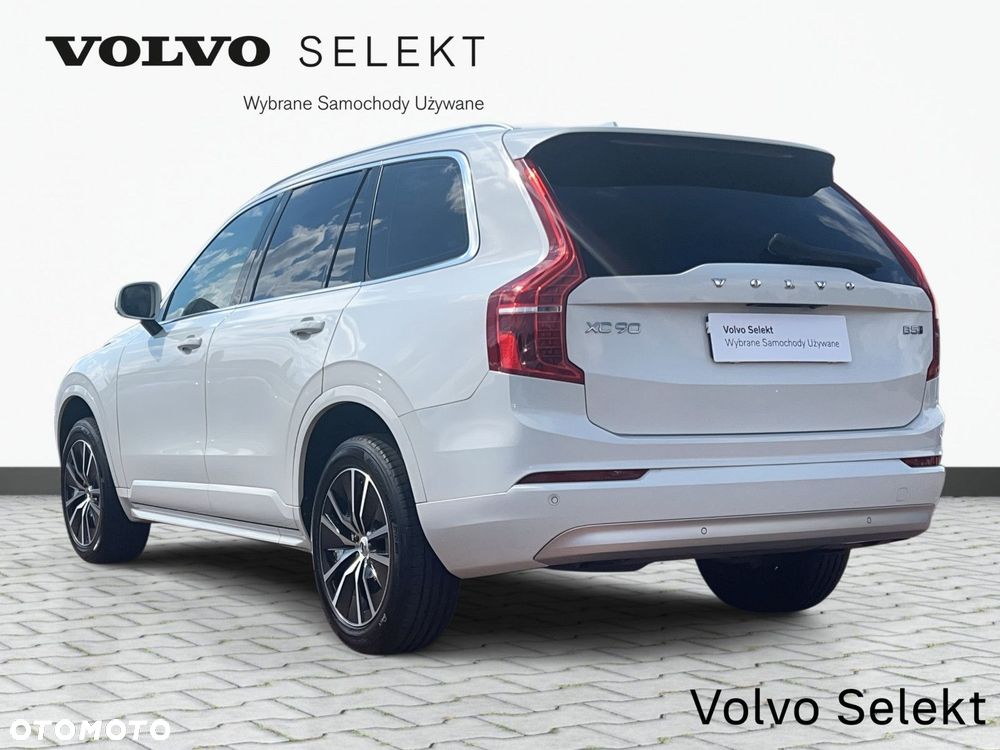 Volvo XC 90 B5 D AWD Momentum Pro - 7