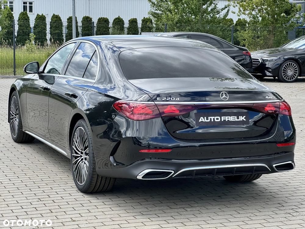 Mercedes-Benz Klasa E 220 d mHEV 4-Matic AMG 9G-Tronic - 10