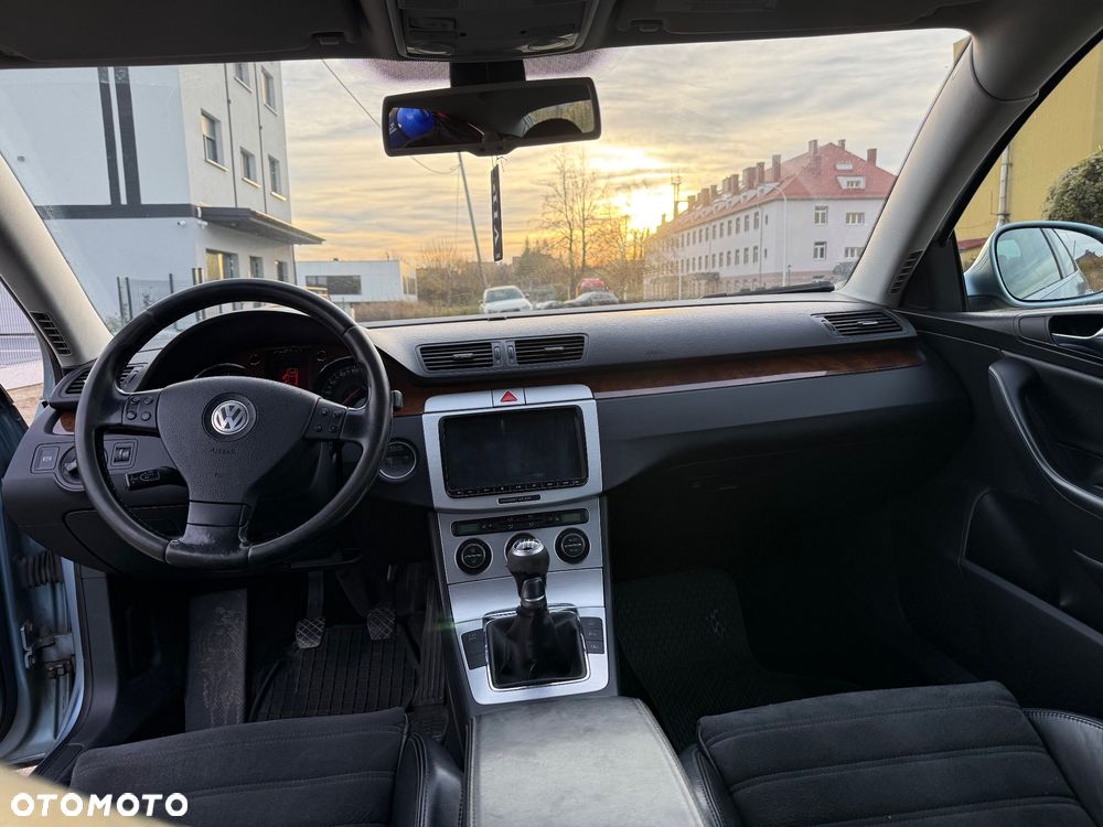 Volkswagen Passat 2.0 FSI 4Mot Comfortline - 8