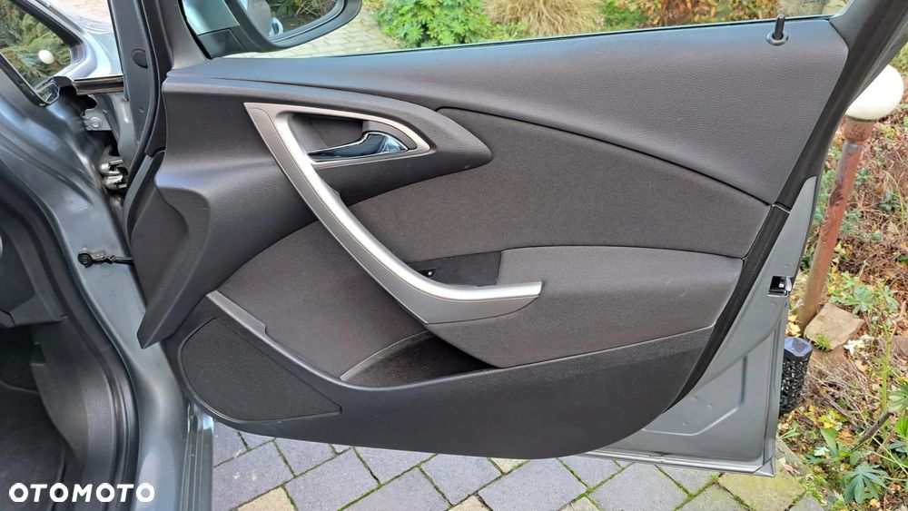 Opel Astra 1.4 Turbo Edition - 13