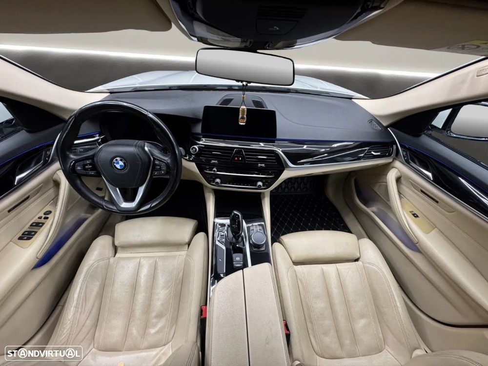 BMW 520 d Line Luxury Auto - 13